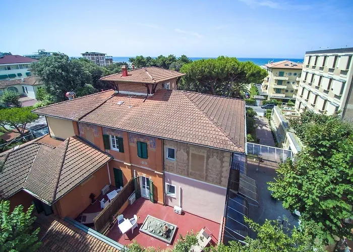 Battelli Only Adults 3*