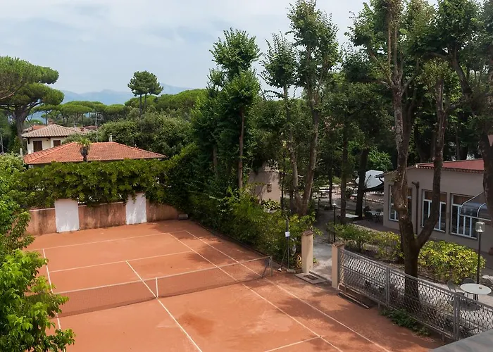 Готель Battelli Only Adults