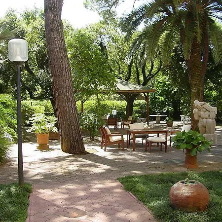 Battelli Only Adults Hotel