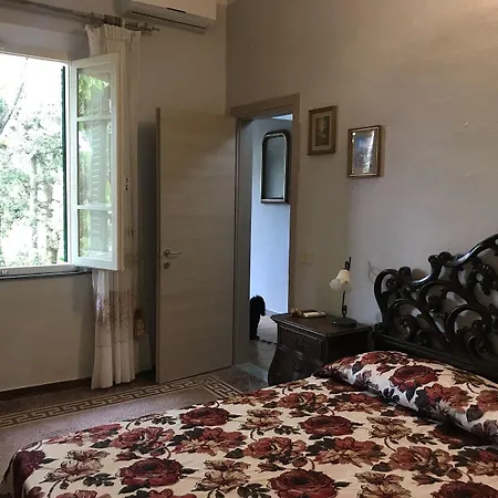Battelli Only Adults 3* مارينا دي بييتراسانْت