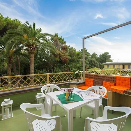 Battelli Only Adults 3* مارينا دي بييتراسانْت
