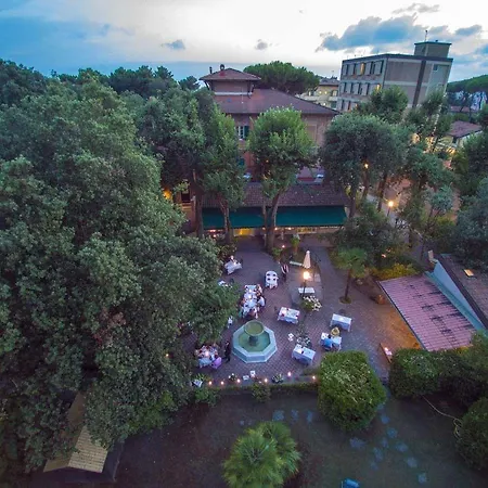 Battelli Only Adults 3* مارينا دي بييتراسانْت