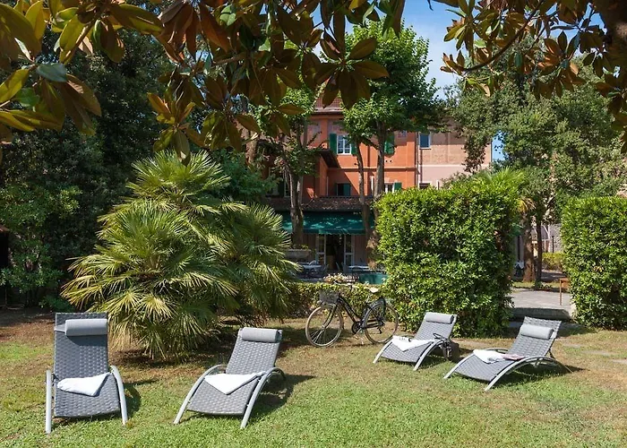 Battelli Only Adults Hotel