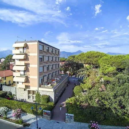 Battelli Only Adults Marina di Pietrasanta